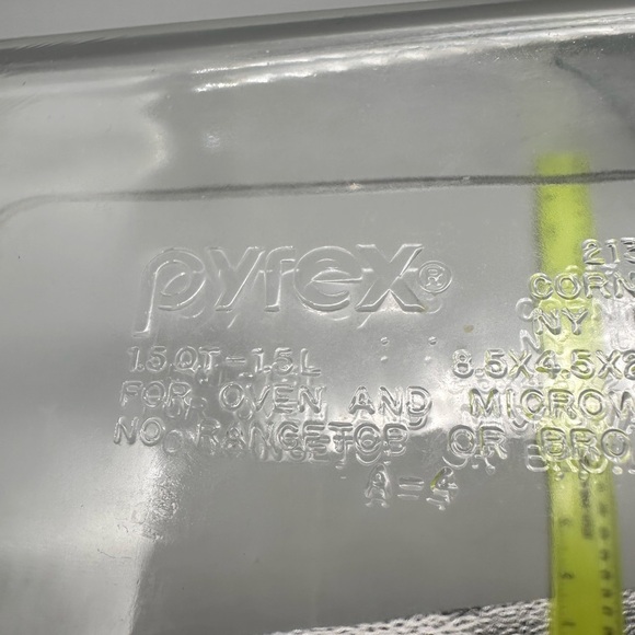 Pyrex 1.5 quart clear glass baking dish - Picture 10 of 10